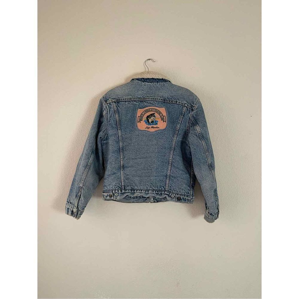 Vintage Levi’s North American fishing club denim jacket large